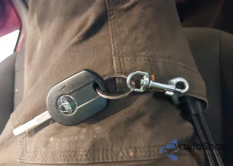 2016 Ford Focus Se z USA, uszkodzony, nr VIN 1FADP3F28GL244646